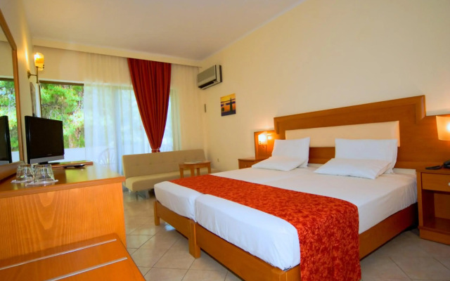 Porfi Beach Hotel