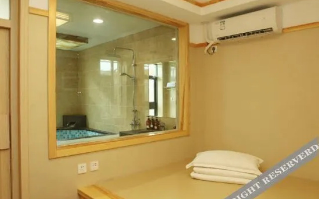 No. 18 Hot Spring Club Hall, Taihuwan Bay, Gaizhou