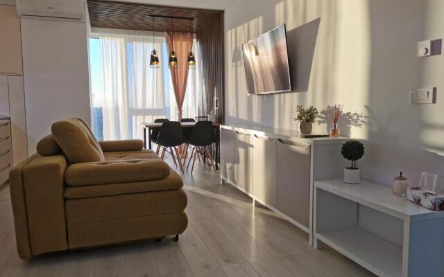 11th Floor Luxury Residence