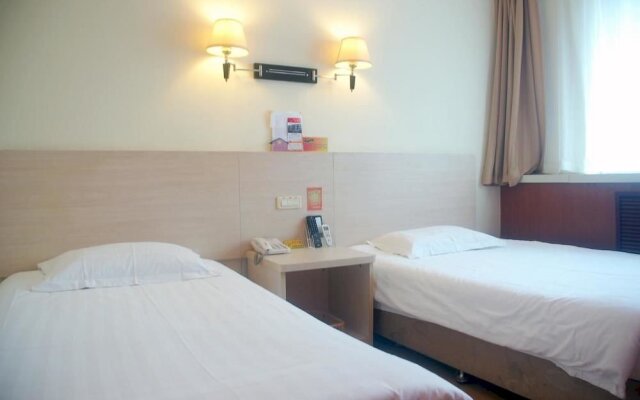 Hejia Hotel (Beijing Baiyun Road Fuxing Hospital)