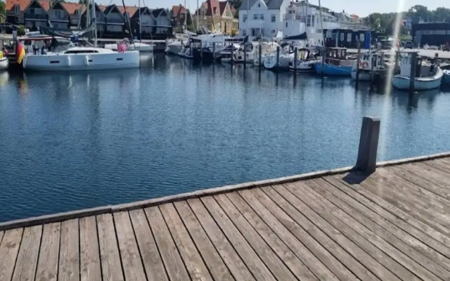 Seaside Haven in Stoense-by Traum