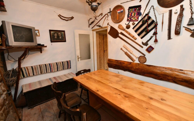 House Alka