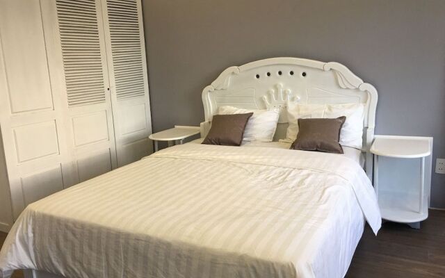 Bella Apartment My Khe Beach Da Nang