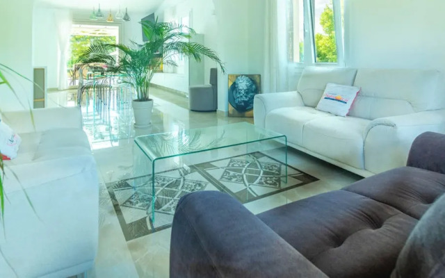 Villa Menea con Piscina e SPA