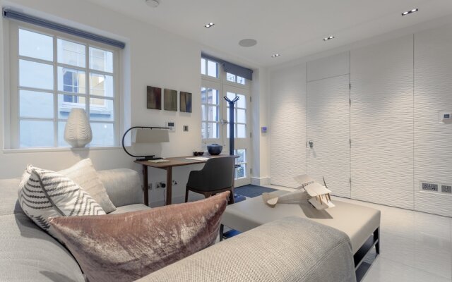 Mayfair 1 Bedroom Flat