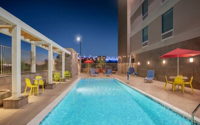 Home2 Suites by Hilton Phoenix Avondale