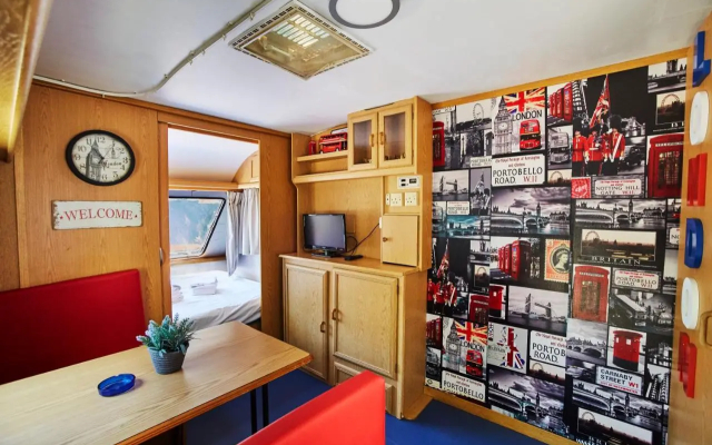 Alannia Costa Dorada