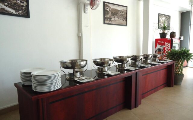 Pearlrich Hotel