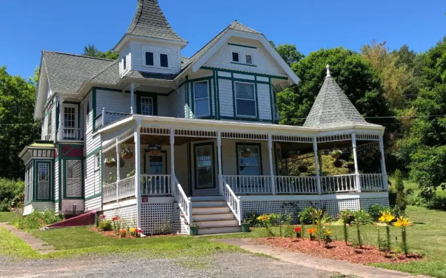 Antique Rose Inn Windham