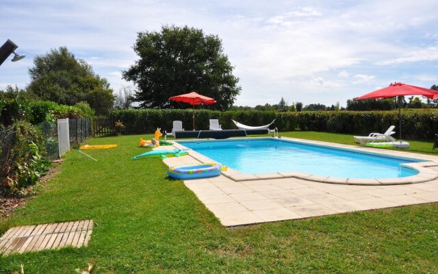 House With 2 Bedrooms in Brux, With Pool Access, Enclosed Garden and W