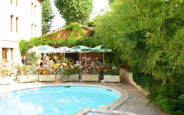 Comfort Hotel Romans