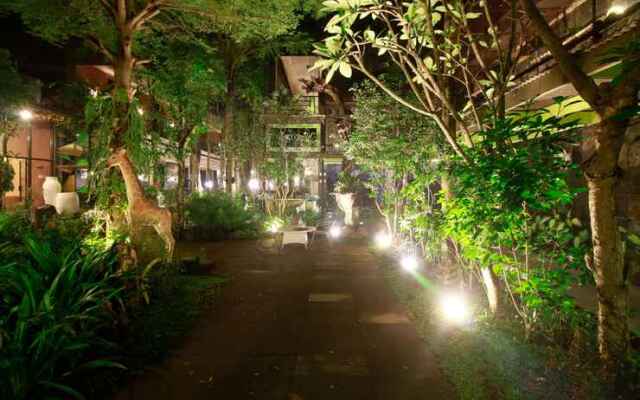 Savita Garden Inn