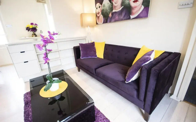 2-bedroom Notting Hill Apartment With Terrace, London