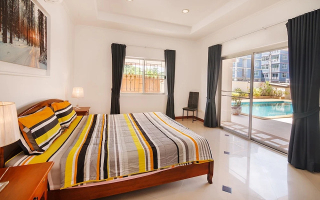 Villa Bos Near the Beach of Jomtien