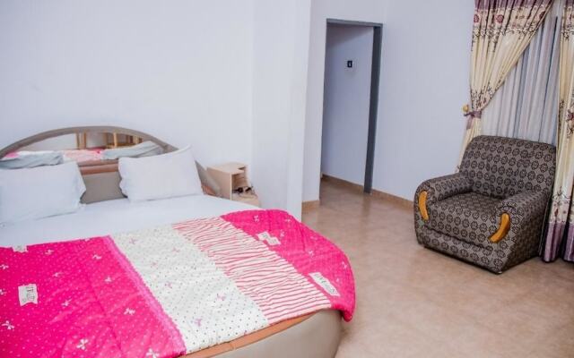 Elizz Guest House