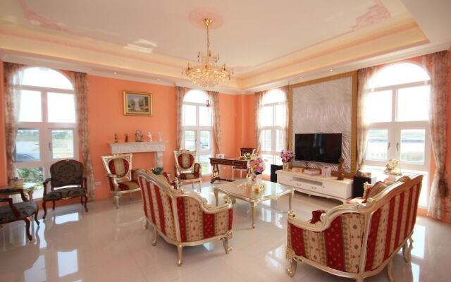 Decoupage Bed and Breakfast