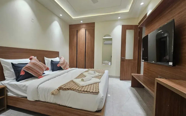 Dwellr Luxury Stays