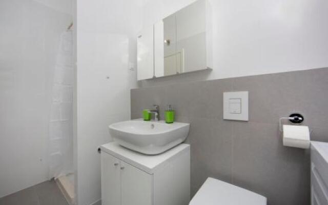Apartment Ema