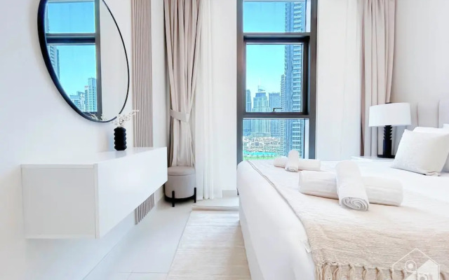 Luxury Burj Crown 4bedroom Balcony & Downtown View