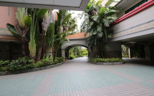Royal Group Motel Ming Chen Branch
