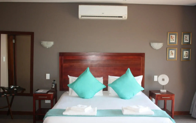 Over The Moon Guesthouse