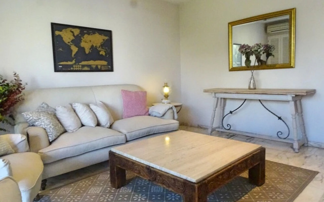 Casa Sánchez Pizjuan by Keywii