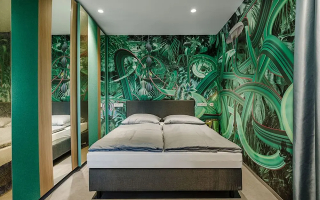 Brucklyn Suites