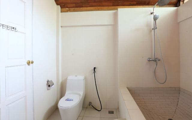 OYO 90237 Villa Danialla Beach Homes