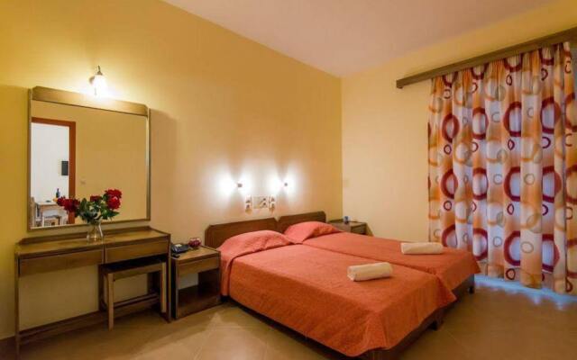 Daisy Hotel Apartments