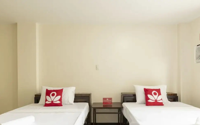 City Smiles Apartelle by OYO Rooms