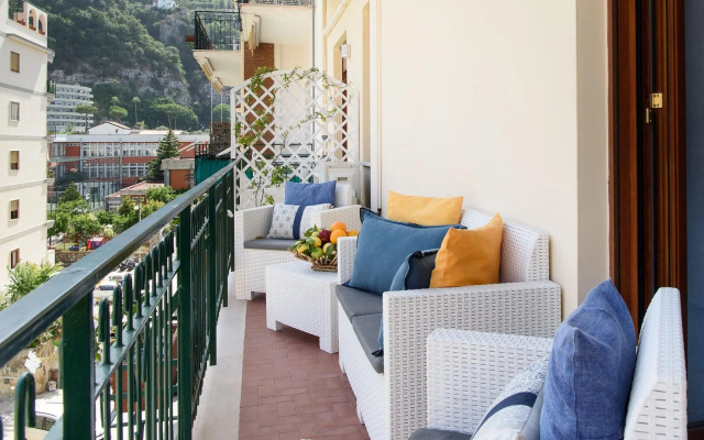 Les Suites des Tout le Monde