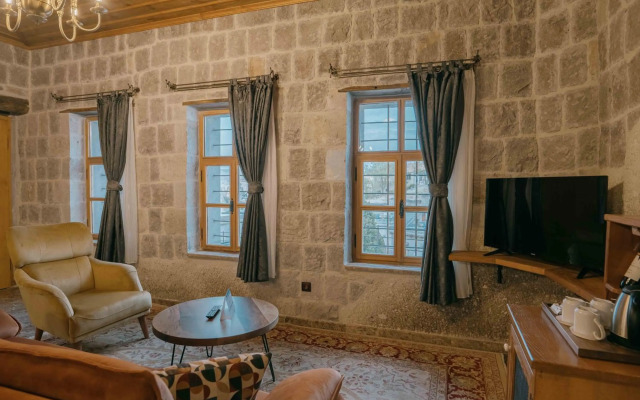 Lunar Cappadocia Hotel