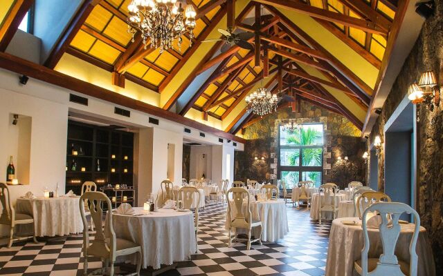 Crystals Beach Resort Belle Mare, a member of Radisson Individuals