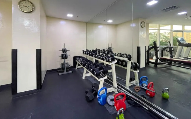 bnbme | SkyView Tower | 4 + Maids