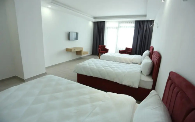 Rota 17 Hotels