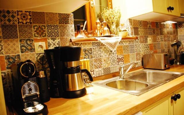 Vernon Villa Stone 1887