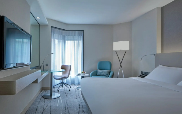 New World Millennium Hong Kong Hotel