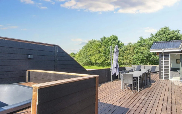 8 Person Holiday Home in Vemb