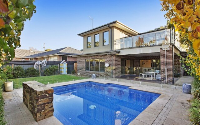 Hampton Haven with pool