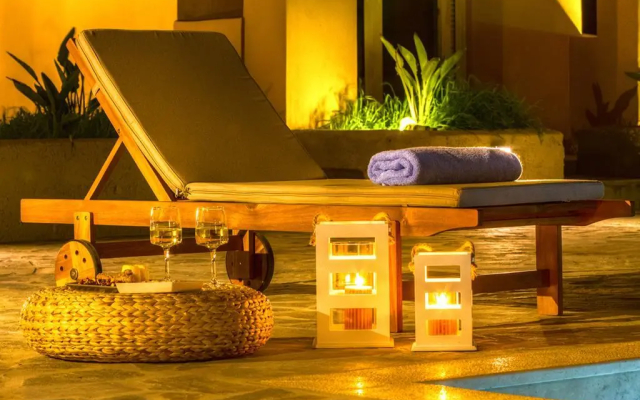 Cyan Icons Villas