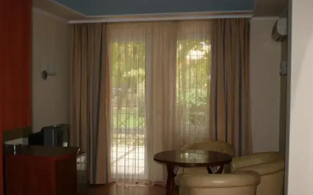 Apartment House Iztok