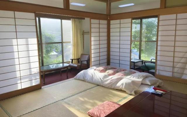 Yoshioka Ryokan – Guest Rooms – Kamogawa