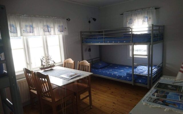 Hostel Lotsen