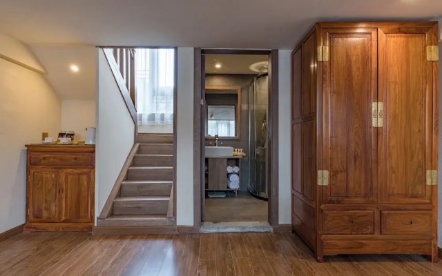 Floral Hotel Lijiang Qinyuan