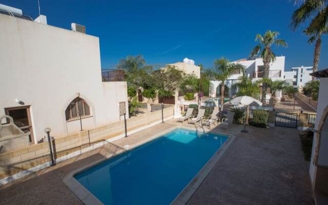 Private Villa in Pernera 1233