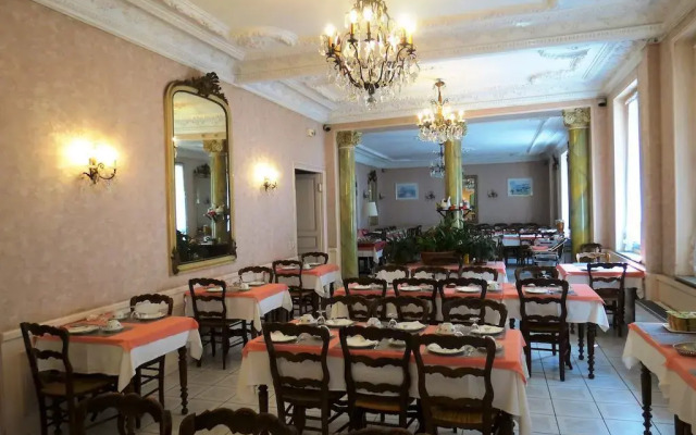 Hotel Busby