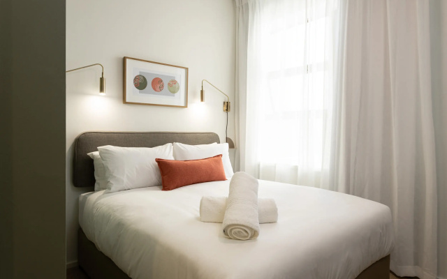 Habitat Aparthotel by Totalstay - Image 4