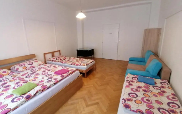 Hostel Daniela