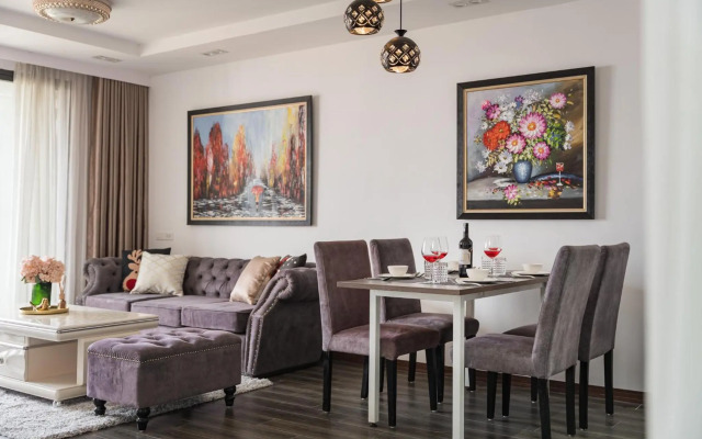 Troy House - D'Leroi Soleil - 59 Xuan Dieu