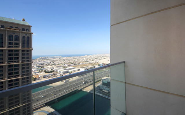 Luxuary One Bedroom in Habtoor City